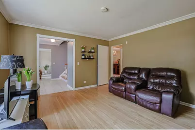 6104 Westgate Court, Woodridge, IL 60517 - Photo 16