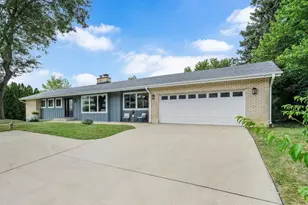 19W100 22nd St, Lombard, IL 60148 - Photo 1