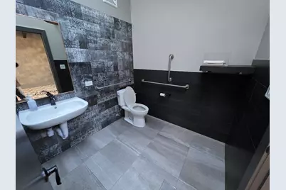 421 Robert Parker Coffin Road, Long Grove, IL 60047 - Photo 4