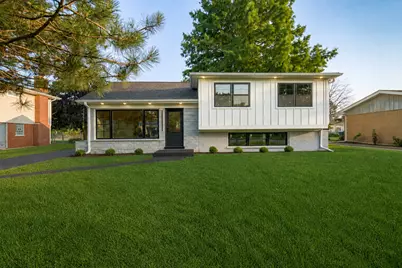 1707 W Martin Lane, Mount Prospect, IL 60056 - Photo 1