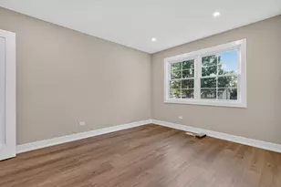 1707 W Martin Ln, Mount Prospect, IL 60056 - Photo 32