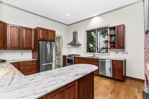 1411 Maple Ave, Evanston, IL 60201 - Photo 14