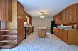 8951 W 99th St, Palos Hills, IL 60465 - Photo 36