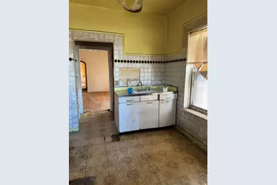 8012 S Marshfield Avenue, Chicago, IL 60620 - Photo 8