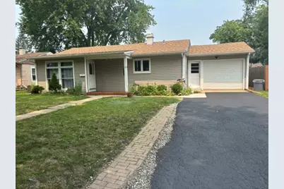 22 Meadowlark Lane, Carpentersville, IL 60110 - Photo 1