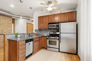 4104 N Mozart St, Chicago, IL 60618 - Photo 6
