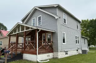916 Ingersoll Pl, South Beloit, IL 61080 - Photo 2