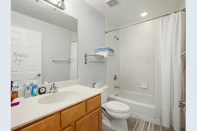 4243 Linden Tree Lane, Glenview, IL 60026 - Photo 24