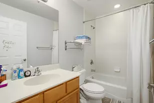 4243 Linden Tree Ln, Glenview, IL 60026 - Photo 24