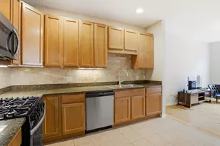 4243 Linden Tree Ln, Glenview, IL 60026 - Photo 12