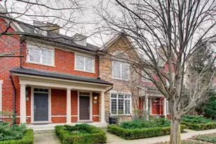 4243 Linden Tree Ln, Glenview, IL 60026 - Photo 2