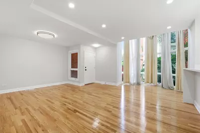 5510 S Cornell Avenue #D, Chicago, IL 60637 - Photo 4