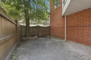 5510 S Cornell Ave, Chicago, IL 60637 - Photo 22