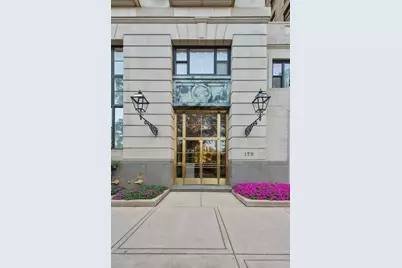 179 E Lake Shore Drive #19S, Chicago, IL 60611 - Photo 2