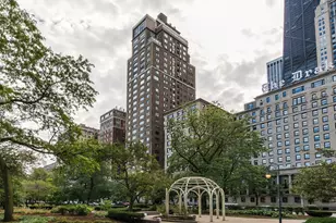 179 E Lake Shore Dr, Chicago, IL 60611 - Photo 1