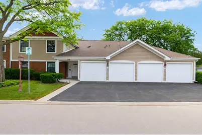 234 Deerpath Court #D1, Schaumburg, IL 60193 - Photo 2