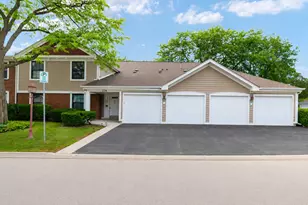 234 Deerpath Ct, Schaumburg, IL 60193 - Photo 2