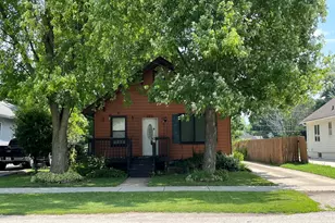506 S Gladstone Ave, Aurora, IL 60506 - Photo 1