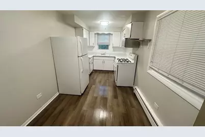2802 N Rutherford Avenue #2S, Chicago, IL 60634 - Photo 2