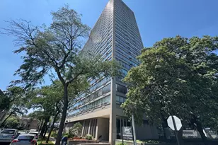 4800 S Chicago Beach Dr, Chicago, IL 60615 - Photo 1