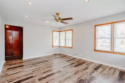 10113 McLean Avenue, Melrose Park, IL 60164 - Photo 4