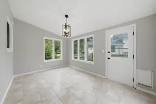 368 Sycamore Dr, Naperville, IL 60540 - Photo 18