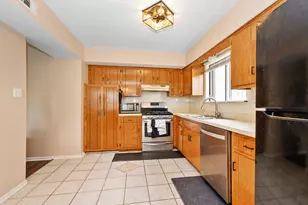 8124 169th St, Tinley Park, IL 60477 - Photo 8