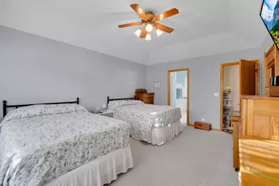 2304 Tremont Avenue, Aurora, IL 60502 - Photo 14