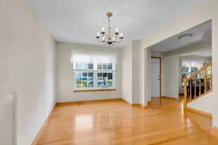 2304 Tremont Ave, Aurora, IL 60502 - Photo 10