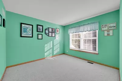 2304 Tremont Avenue, Aurora, IL 60502 - Photo 18