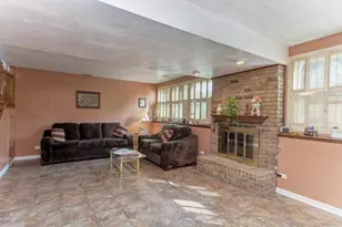 260 Cunningham Ln, Bloomingdale, IL 60108 - Photo 24