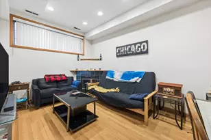 1721 W Julian St, Chicago, IL 60622 - Photo 26