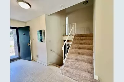 512 Karey Court, Wilmette, IL 60091 - Photo 4