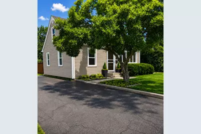 7304 W 113th Place, Worth, IL 60482 - Photo 2