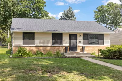 307 S Pierce Avenue, Wheaton, IL 60187 - Photo 1