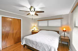 846 Sioux Dr, Elgin, IL 60120 - Photo 10