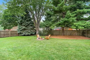 846 Sioux Dr, Elgin, IL 60120 - Photo 18