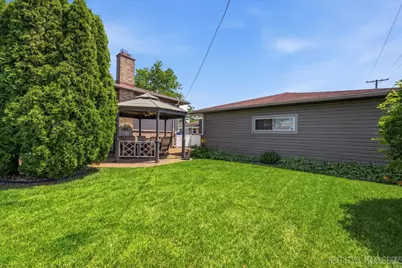 754 N Michigan Street, Elmhurst, IL 60126 - Photo 28