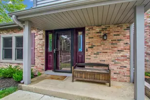 [Address not provided], Gurnee, IL 60031 - Photo 2