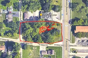 38630 N Sheridan Rd, Beach Park, IL 60099 - Photo 1