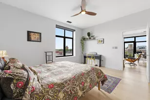 2045 W Concord Pl, Chicago, IL 60647 - Photo 12