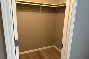 527 W 6th St, Centralia, IL 62801 - Photo 14