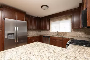 6120 W 98th St, Oak Lawn, IL 60453 - Photo 16