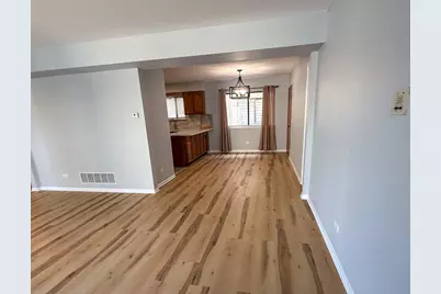 8504 W Catherine Avenue #2N, Chicago, IL 60656 - Photo 4