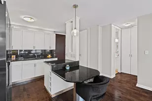 535 N Michigan Ave, Chicago, IL 60611 - Photo 12