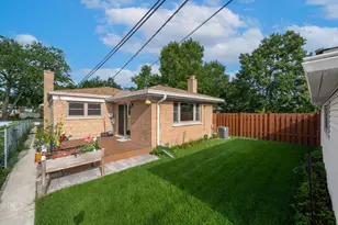 9457 Lawler Ave, Skokie, IL 60077 - Photo 22