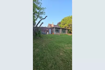206 E Camp McDonald Road, Prospect Heights, IL 60070 - Photo 2