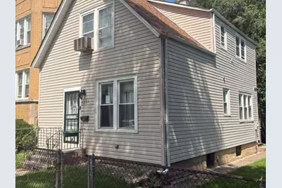 7837 S Dobson Avenue, Chicago, IL 60619 - Photo 2