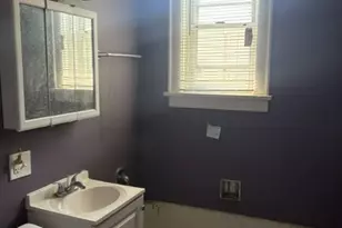 7837 S Dobson Ave, Chicago, IL 60619 - Photo 20