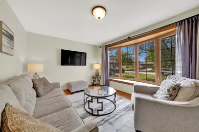 8840 Leslie Drive, Orland Hills, IL 60487 - Photo 6